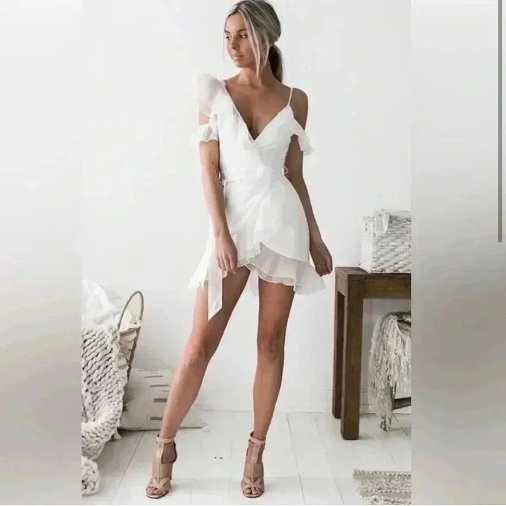 Two Sisters Marin White Ruffled Tiered Mini Sundress size 4